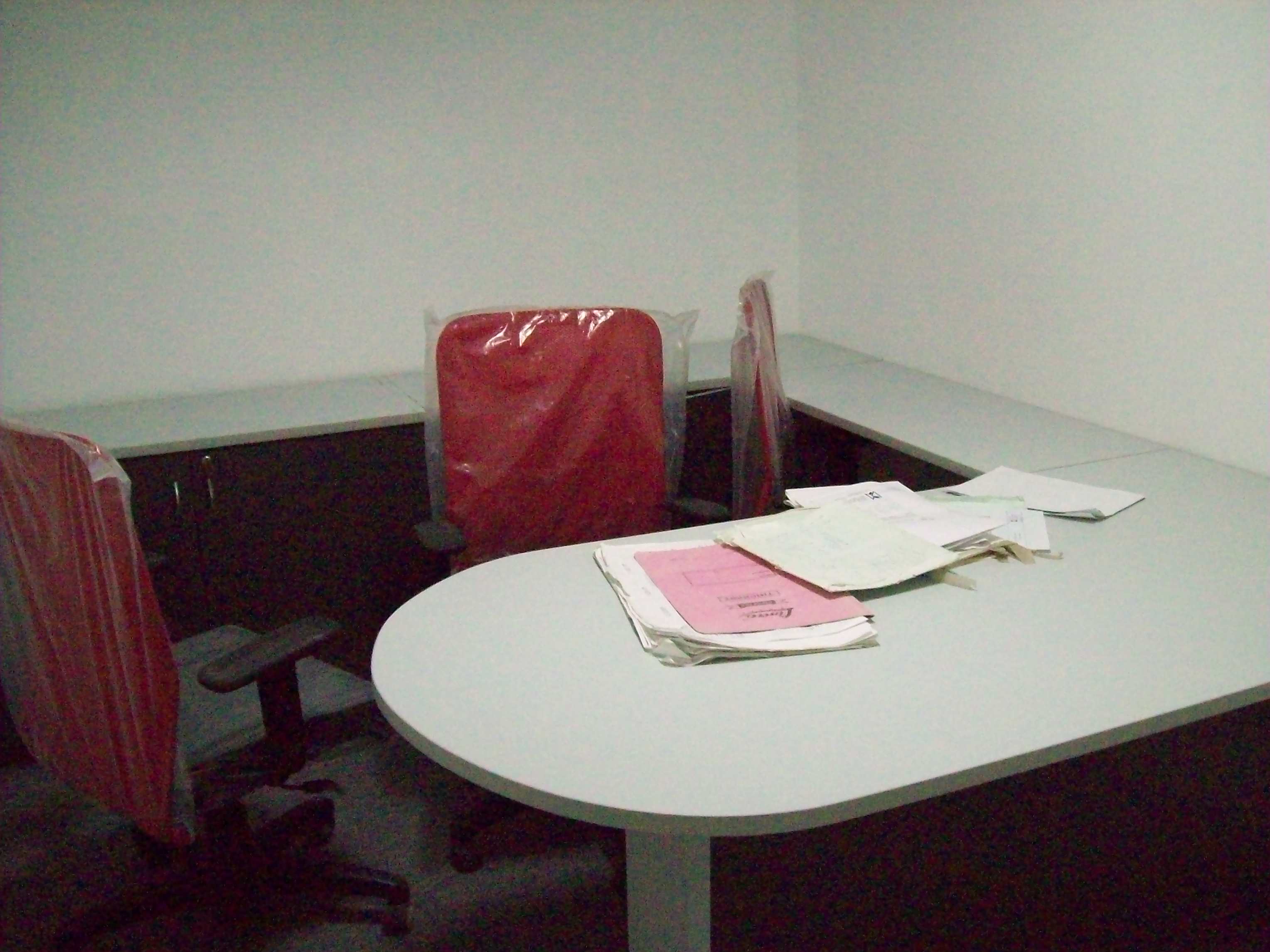 L-Shape Desk with Round End
